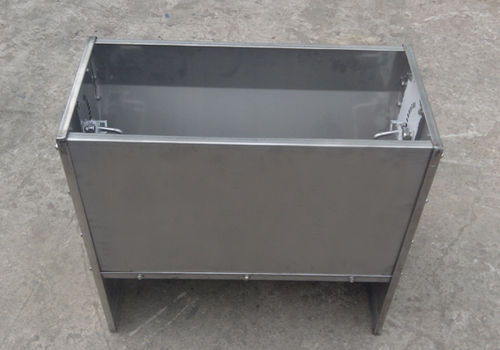 Pig feeder - SST  - Qingdao Deba Brother Machinery Co.,Ltd - stainless steel / multi-access