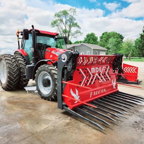 Tractor-mounted fork - Falcon - MDE Machinery Ltd - silage / with hydraulic adjustment