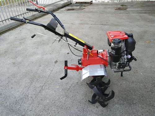 Diesel motor hoe - V4 - Mira s.n.c