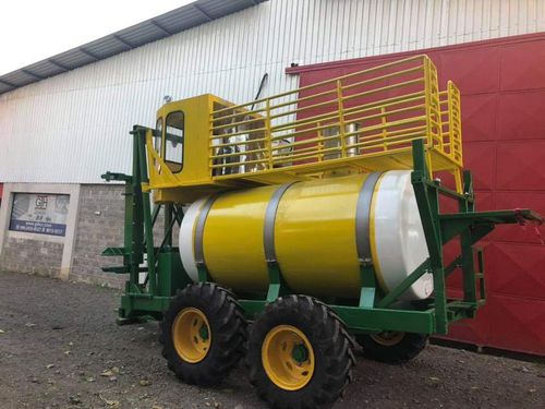 Sprayer boom - Grupo Industrial Herrera