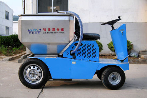 Gasoline engine automatic feed distribution unit - GH600 - Weihai ZY Modern Agricultural Equipment Technology Co.,Ltd - for pigs / hopper / self-propelled