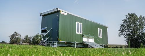 Poultry livestock building - STARTER-plus - farmermobil GmbH - mobile / solar-powered / solar powered