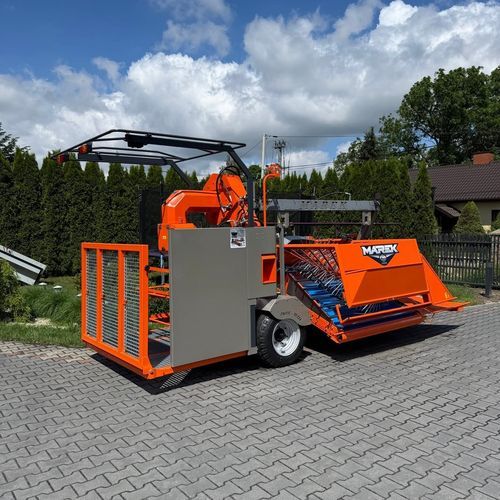 Fruit harvesting machine - MAREK - DOM-WID Dominik Widarski - tractor-mounted / with belt conveyor