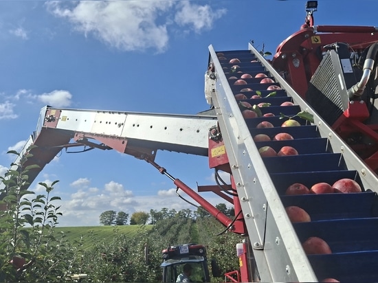 Apple harvester FELIX Z is becoming more and more popular