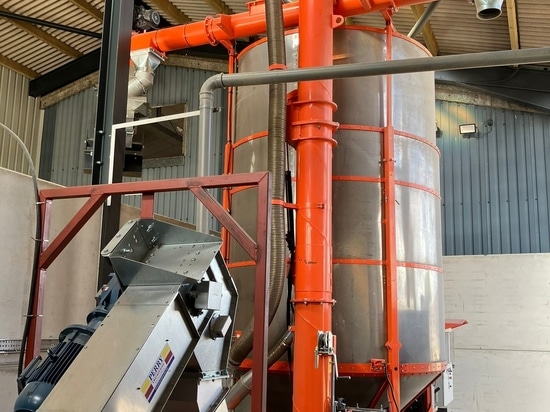 Grain dryers