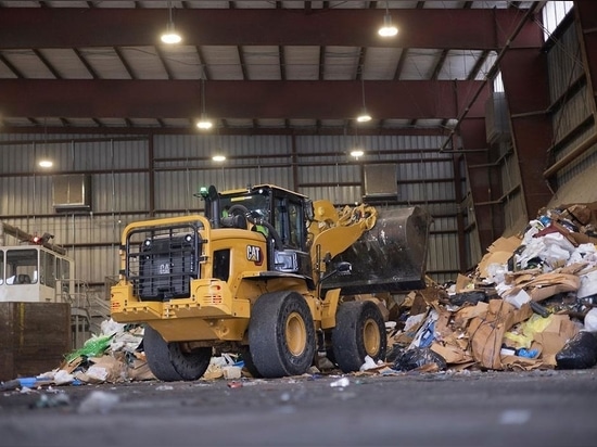 Caterpillar upgrades small wheel loader range with new tech