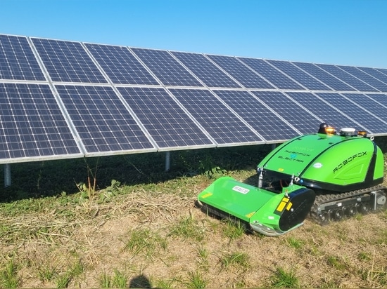 Tondobroyeur FULL ELECTRIC à chenilles télécommandé ROBOFOX ELECTRA