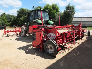 ranghinatore a tappeto / a scarico laterale
