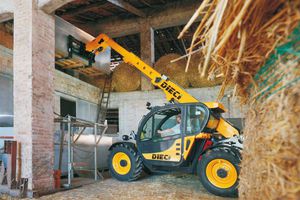 movimentatore telescopico agricolo
