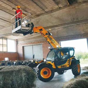 movimentatore telescopico agricolo