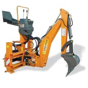 retroescavatore per trattore 1