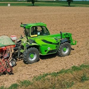 movimentatore telescopico agricolo