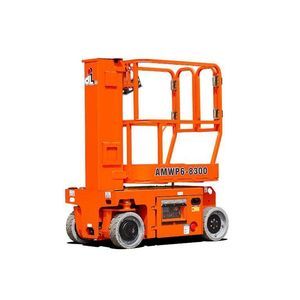 piattaforma aerea semovente