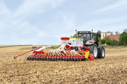 Seminatrice in linea pneumatica - AEROSEM VT 5000 DD - PÖTTINGER Landtechnik GmbH - a disco / montata su trattore / con attacco a tre punti