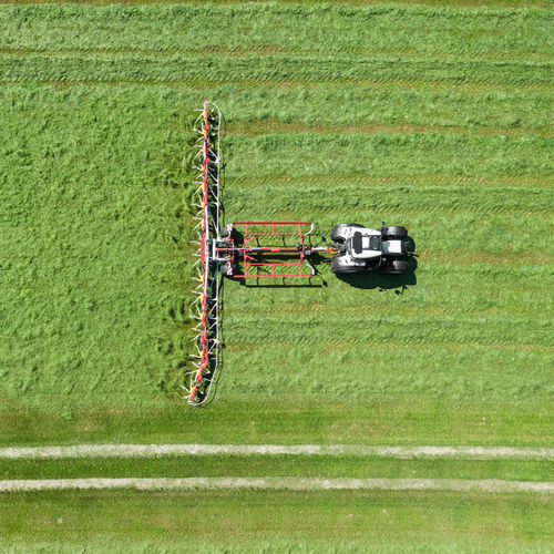 Spandifieno portato -  HIT HT series - PÖTTINGER Landtechnik GmbH - con ruota di profondità