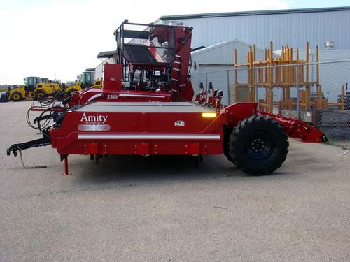Trinciafoglie per barbabietola da zucchero - 3300 / 3500 / 3700 - Amity Technology LLC - 4 filari / 6 filari / 8 filari