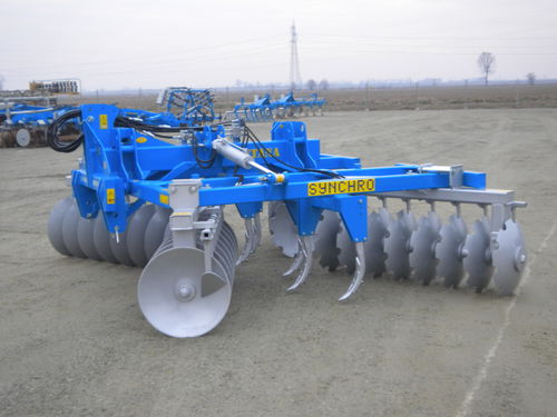 Erpice a disco portato - SERIES ED PE - ED PEI - Fontana S.r.l. - attrezzature agricole - a 4 sezioni / con regolazione idraulica / con attacco a tre punti