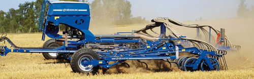 Seminatrice in linea a tramoggia - Speed Drill - Köckerling GmbH & Co. KG - montaggio su coltivatore