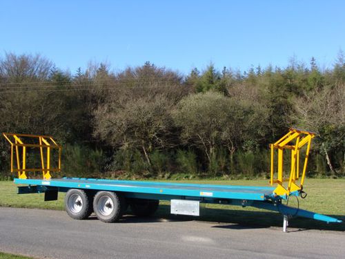 Rimorchio a pianale - RP 9004 LSP - Rolland - portato / a 2 assi / per foraggio