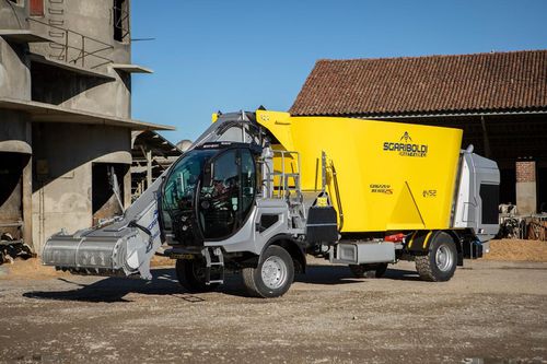 Miscelatore a vite verticale - GRIZZLY 8100 S - SGARIBOLDI - semovente / con scarico frontale / a 2 coclee