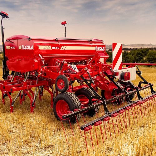 Seminatrice in linea meccanica - CERES TM-2612 - Solá Maquinaria Agrícola Solá, S.L. - dentata / montata su trattore / con attacco a tre punti