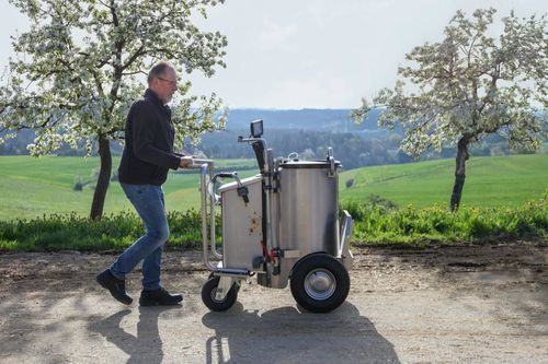 Distributore mobile di latte mobile - MilchMobil PRO - Förster-Technik GmbH - a spinta e trazione / a tirare / con agitatore