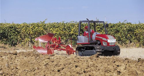 Trattore cingolato - T STD series - McCormick USA - powershuttle / con ROPS