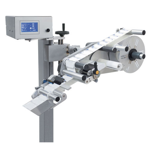 Etichettatrice automatica - A & B Packing Equipment, Inc.
