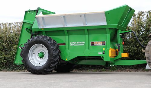 Spandiletame trainato - Cross Agricultural Engineering - a rulli orizzontali / a un asse