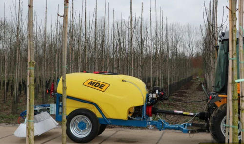 Atomizzatore trainato - MDE Machinebouw bv - per arboricoltura / idraulico / con pompa a membrana