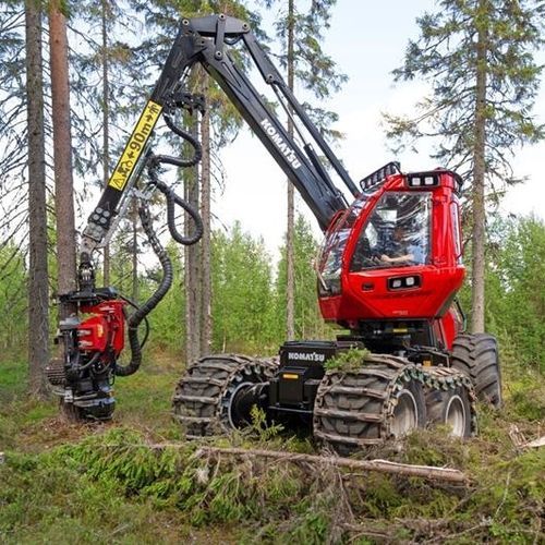 Abbattitrice forestale gommata - 901 - Komatsu Forest AB - con gru