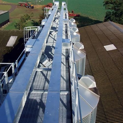 Trasportatore di alimentazione - Perry Engineering Services Ltd. - a catena / a rulli / tubolare