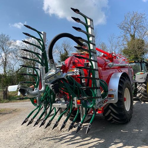 Interratore di stallatico trainato - Newrock Engineering Ltd