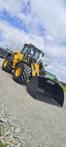 Benna desilatrice - MDE Machinery Ltd - per lettiera / per cereali / per minipala caricatrice