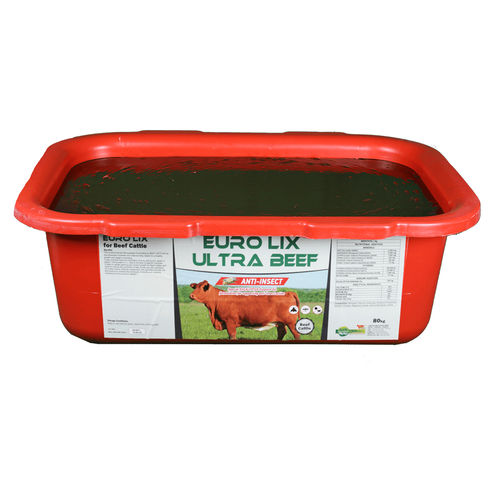 Secchio da leccare per melassa - EuroLix Ultra Beef - S.I.N. HELLAS - per bovini / con oligoelementi / con vitamine
