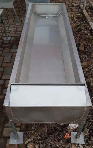 Abbeveratoio per bovini - DRIF7. 4000 - AHI - FARM CAMARA - a canale / in acciaio inossidabile / multiaccesso