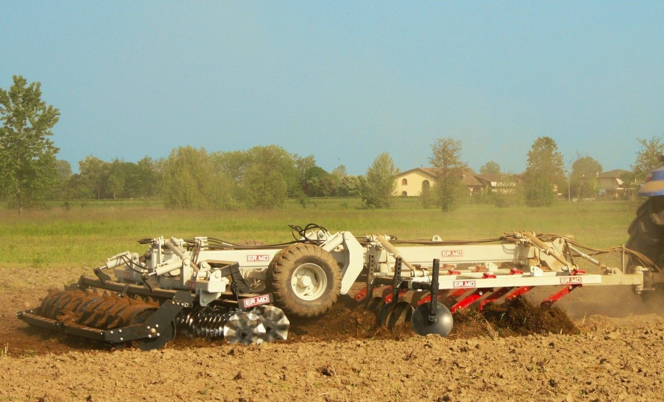 ROTADAM 土壌耕耘機 オレンジ ROTADAM 土壌耕耘機 オレンジ ROTADAM 土壌耕耘機 オレンジ 土耕機選び