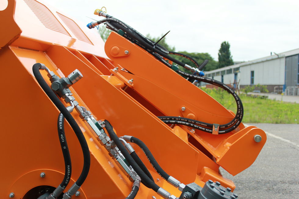 車載型わら敷き機 - ZX series - Flingk Machinebouw B.V.