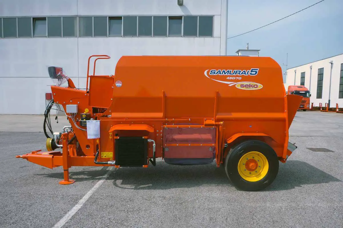 横型ミキサーワゴン - SAMURAI 5 - SEKO INDUSTRIES - 牽引式
