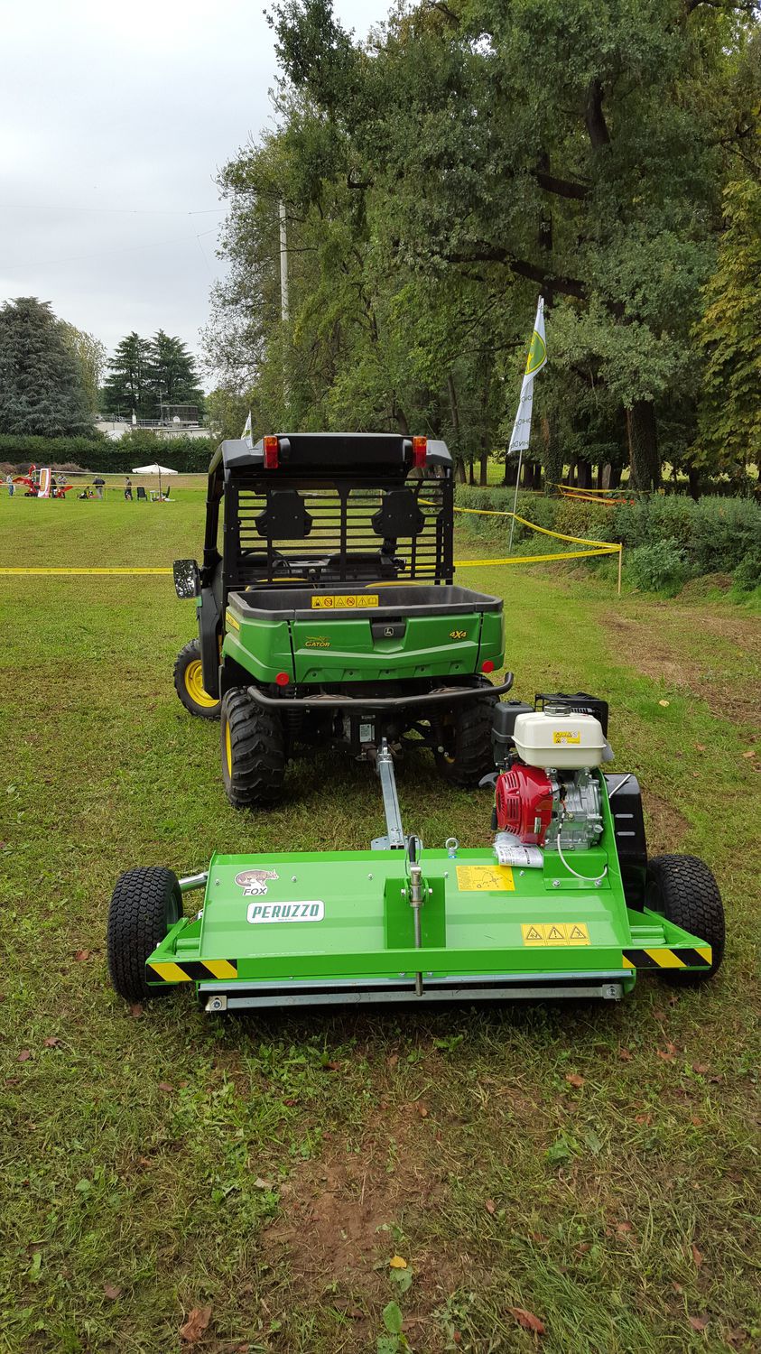 乗用草刈機 フジイ 18馬力 MB1018X 草刈り機(332) - 農業