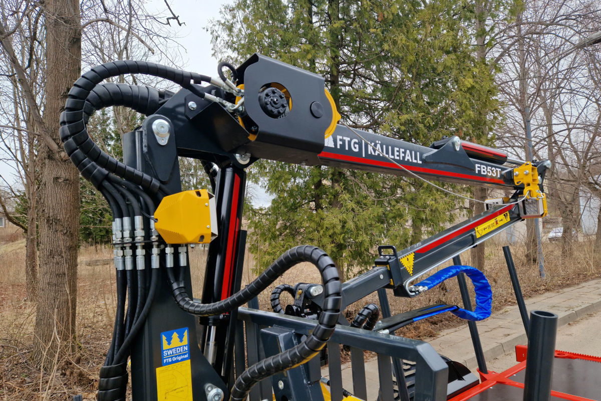 トレーラー上木材積込機 - FB53T - FTG | Källefall - トラクター設置