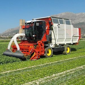 野菜用収穫機