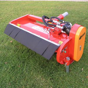 車載型草刈り機