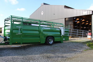 アメリカントレーラー　家畜運搬車 ヒツジ用家畜運搬車 - P6G & P8G series - Ifor Williams