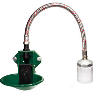 馬用給水器