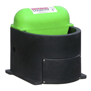 馬用給水器