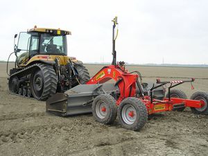 土地準備用地ならし機 1