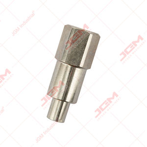 子豚用ニップルドリンカー 1