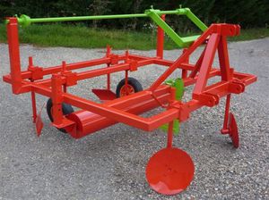 自動マルチ張り機 1