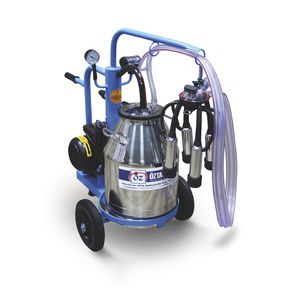 牛用搾乳器
